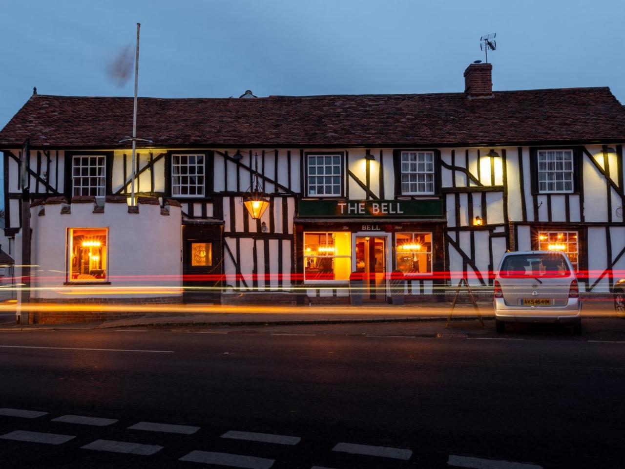 The Bell Hotel Clare Exteriör bild